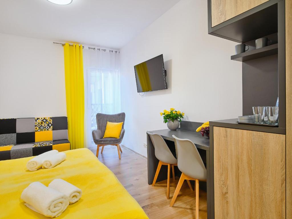 Villa Łeba Pokoje & Apartamenty - Habitación Cuádruple Con Balcón