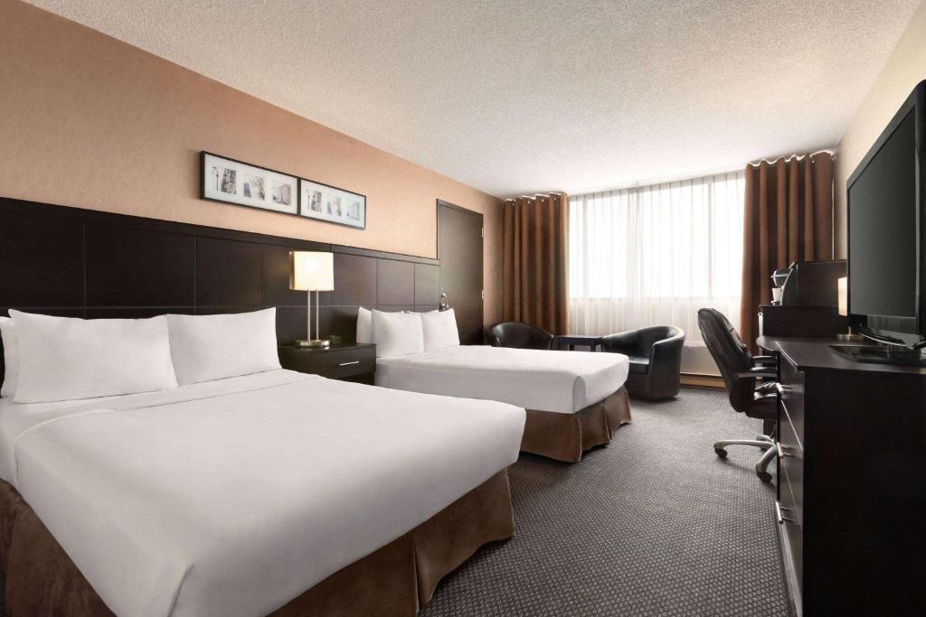 Travelodge by Wyndham Quebec City Hotel & Convention Centre - Resim 20