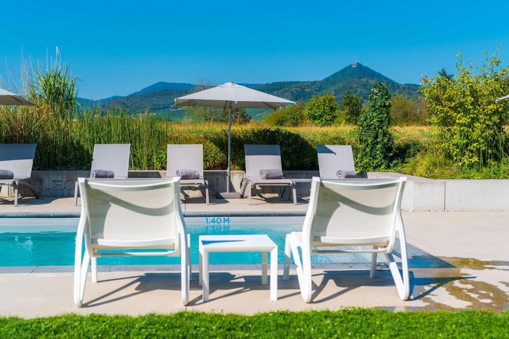 En generel udsigt til bjerge eller udsigt til bjerge taget fra hotellet