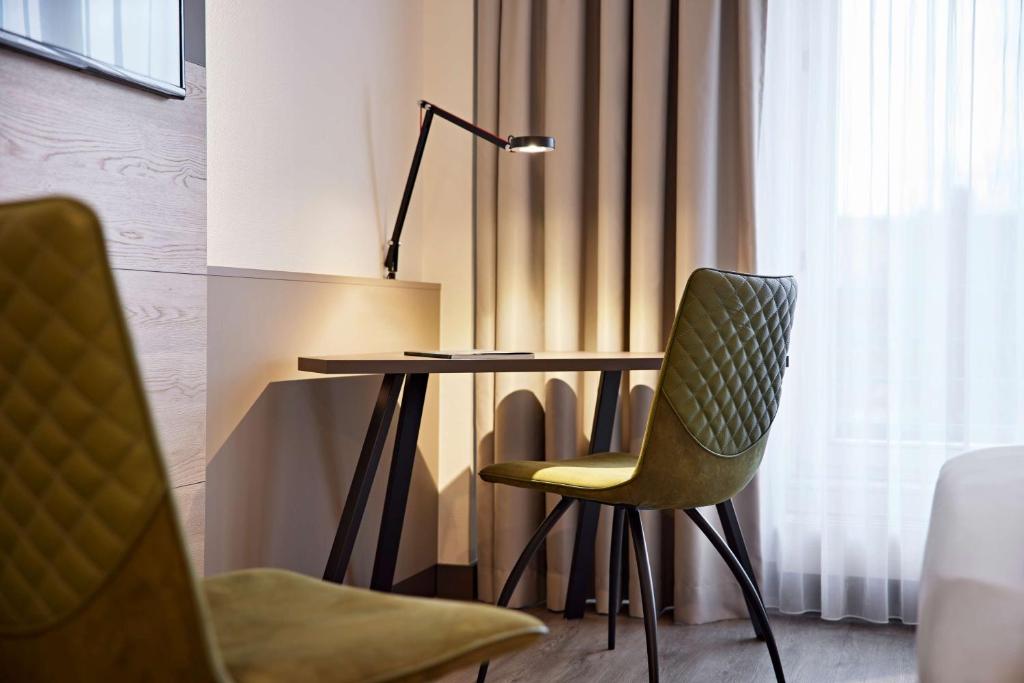 Lindner Hotel Dusseldorf Airport, part of JdV by Hyattにあるシーティングエリア