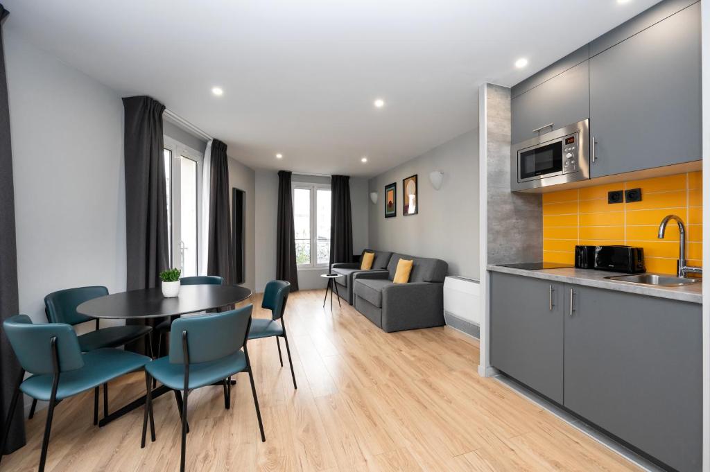 Kuchyň nebo kuchyňský kout v ubytování Staycity Aparthotels Paris Gare de l'Est