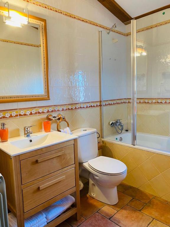 Koupelna v ubytování Apartamentos Numancia