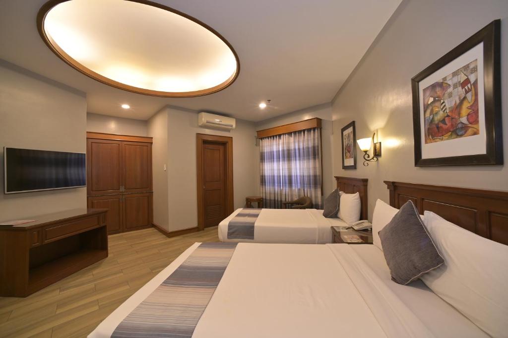 Paragon Hotel and Suites - Suite Superior