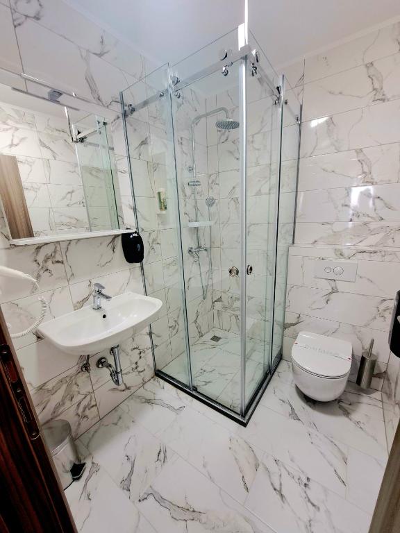 Eco-selo Grabovica - Habitación Doble Con Vista Al Lago