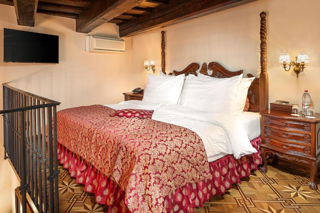 Hotel U Prince Prague by BHG - Resim 22