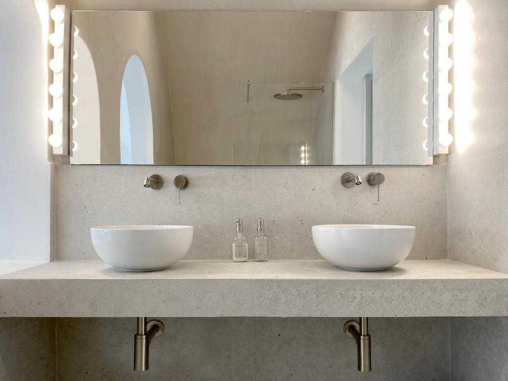 Ένα μπάνιο στο Marousi Cycladic House with private pool