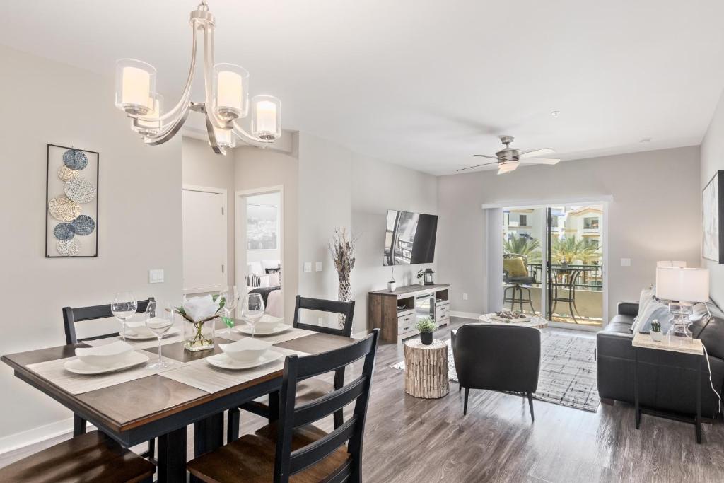 Queen Creek #349 condo - Housity