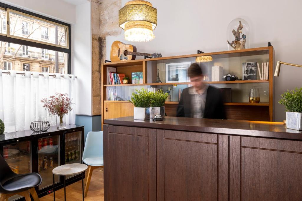 Lennon by Avalon Hotel Paris Gare du Nord - Resim 3