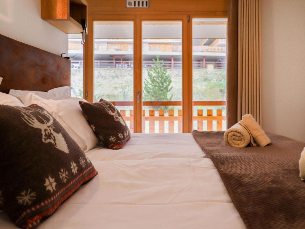Postel nebo postele na pokoji v ubytování Apartment Cor des Alpes 16 by Interhome