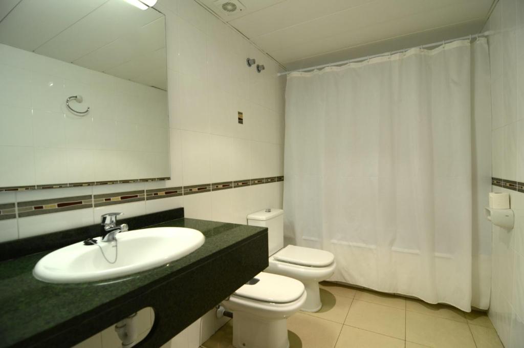Kúpeľňa v ubytovaní Mestral - apartamentos céntricos