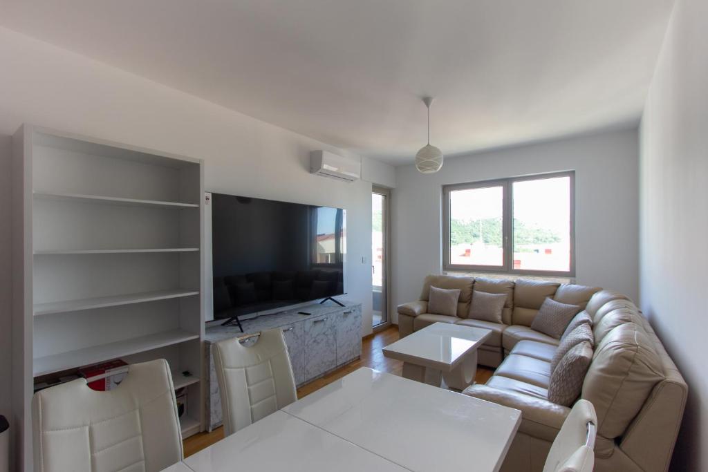 AvonWow Apartment in Becici, Budva (updated prices 2024)