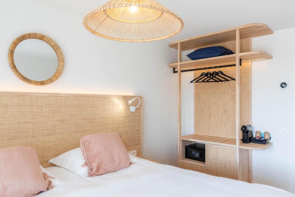 Beachfront C-Hotels Zeegalm - Double Room With Balcony