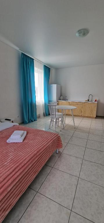 Postel nebo postele na pokoji v ubytování TREND HOUSE Apartments