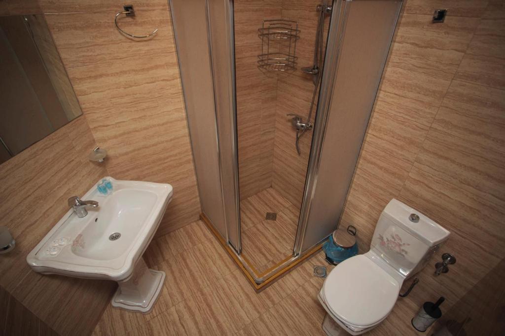Ένα μπάνιο στο Hotel Irise