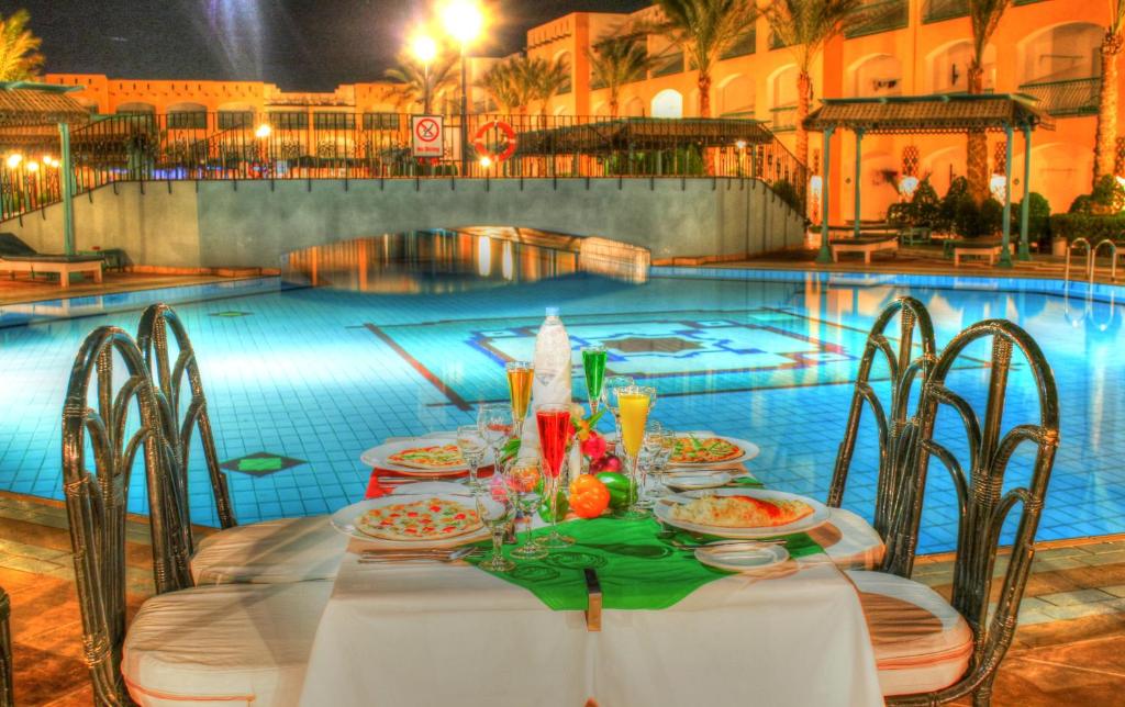Bazén v ubytování Bel Air Azur Resort (Adults Only) nebo v jeho okolí