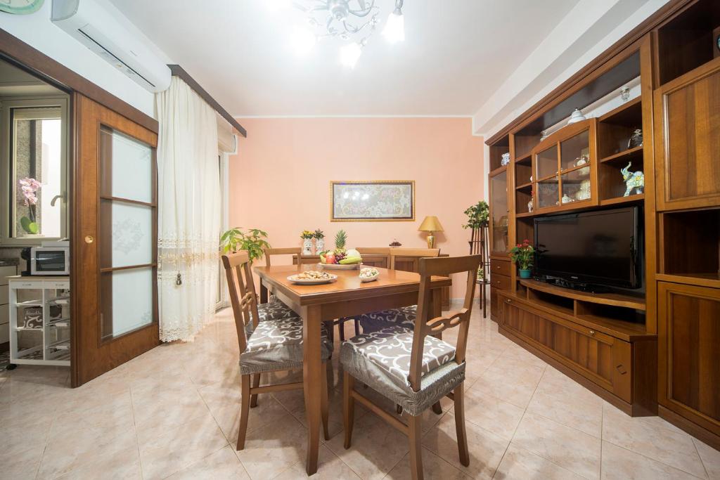 Телевизор и/или развлекательный центр в Nina Home - Selfcheck-in