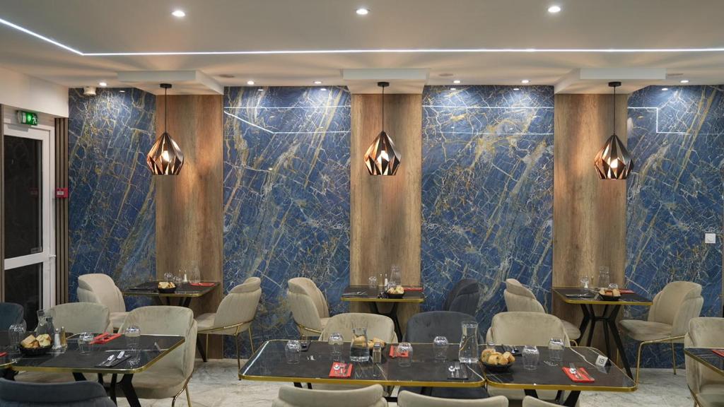 Posezení v ubytování Hôtel Restaurant Clément ADER