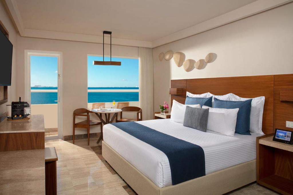 Dreams Sands Cancun Resort & Spa - Premium Koning Balkon Oceaan Front