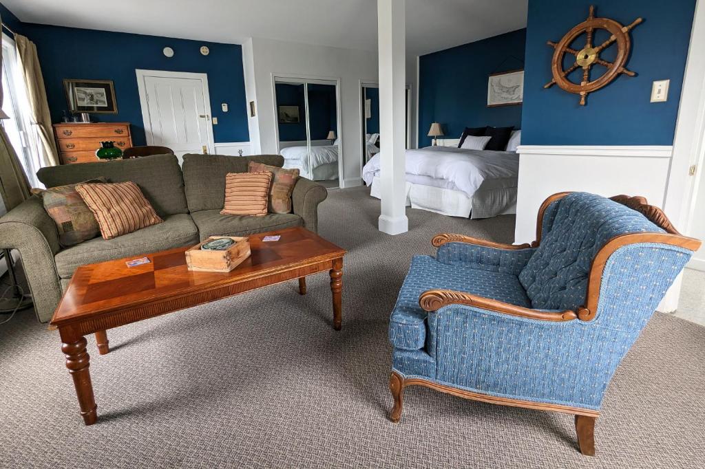 Ruang duduk di The Georgetown Inn