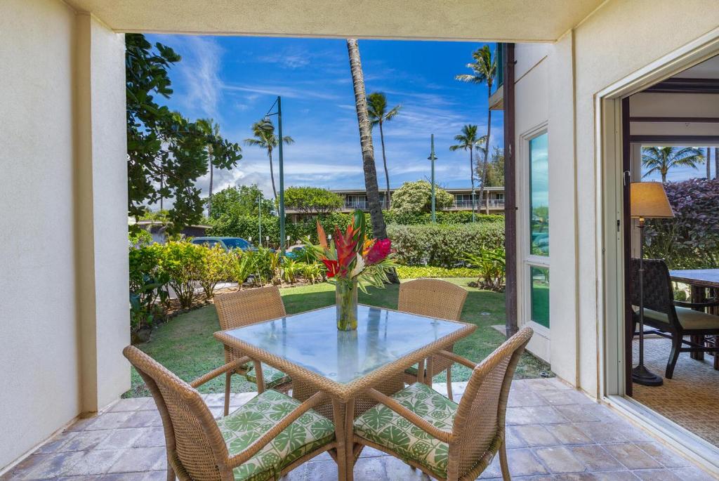 Beautiful Luxury Garden View 2 Bedroom, 3 Bathroom Condo, Kapaa ... - Luxury Condo Rentals With Private Garden View