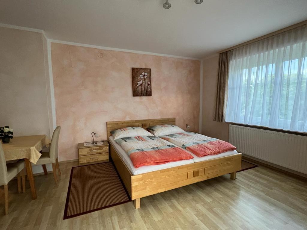 Letto o letti in una camera di Feistritzer