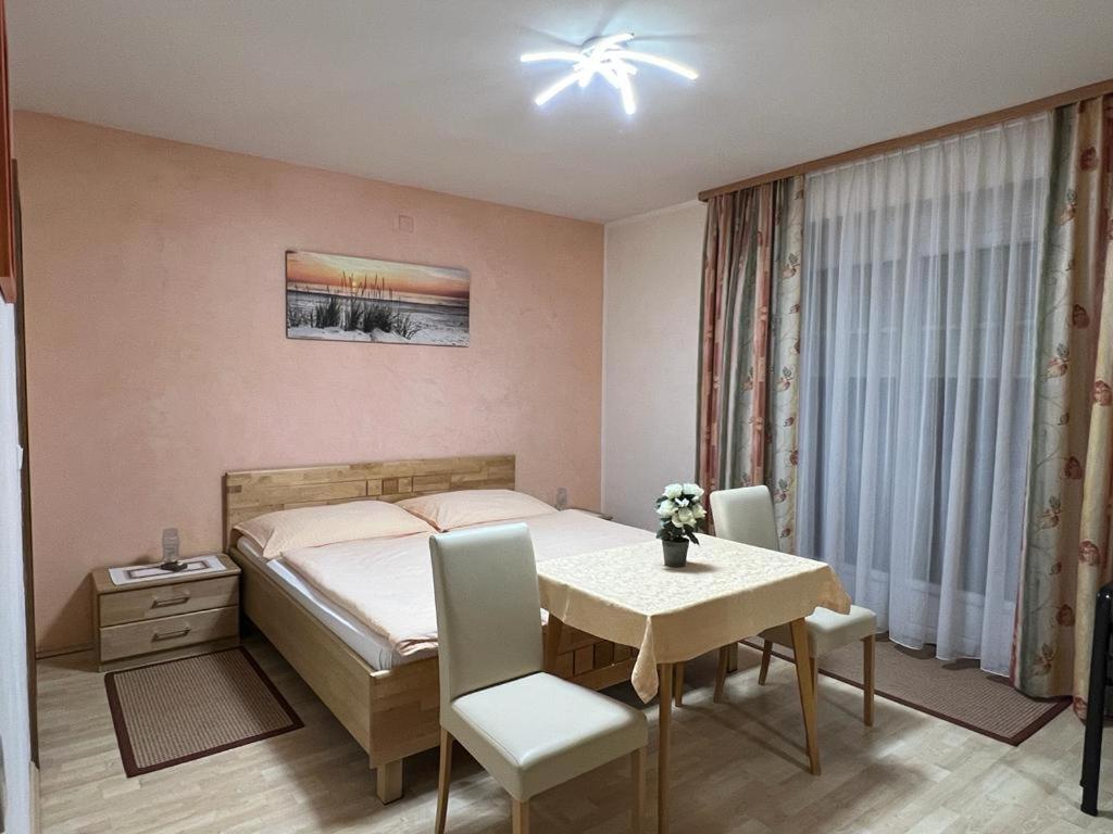 Letto o letti in una camera di Feistritzer