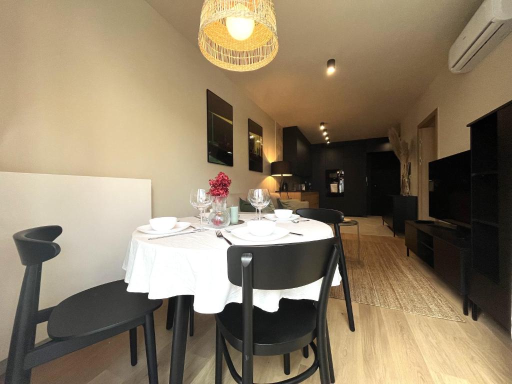 WYSZYŃSKIEGO Apartment - Self Check-In 20h - Parking &Lift - 3