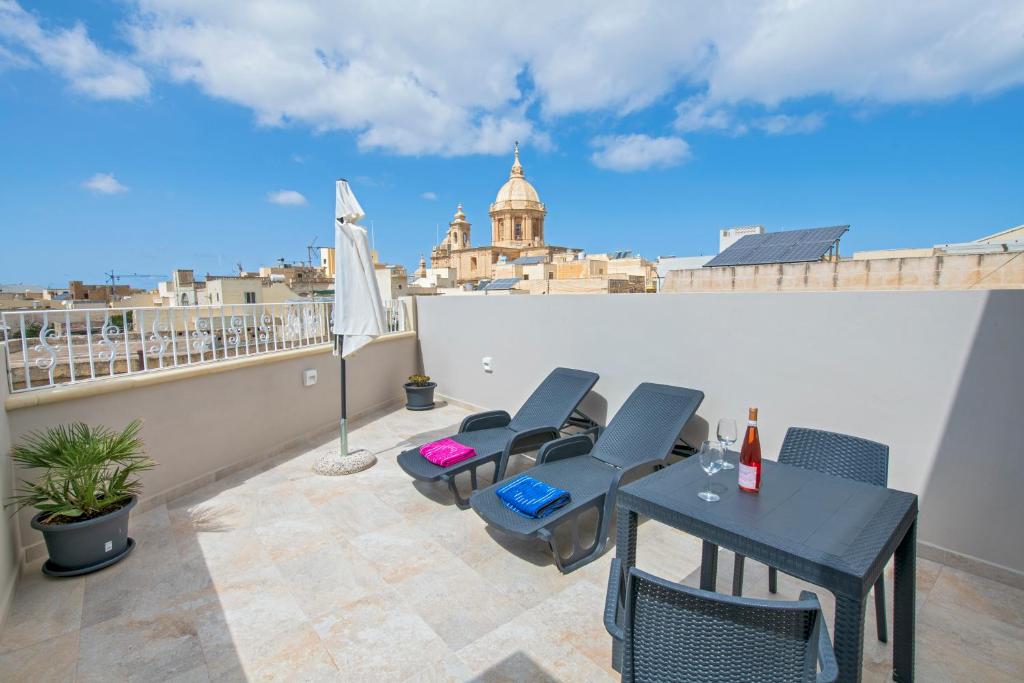 Ta' Dun Martin and taz-Zija Bed and Breakfast - 15