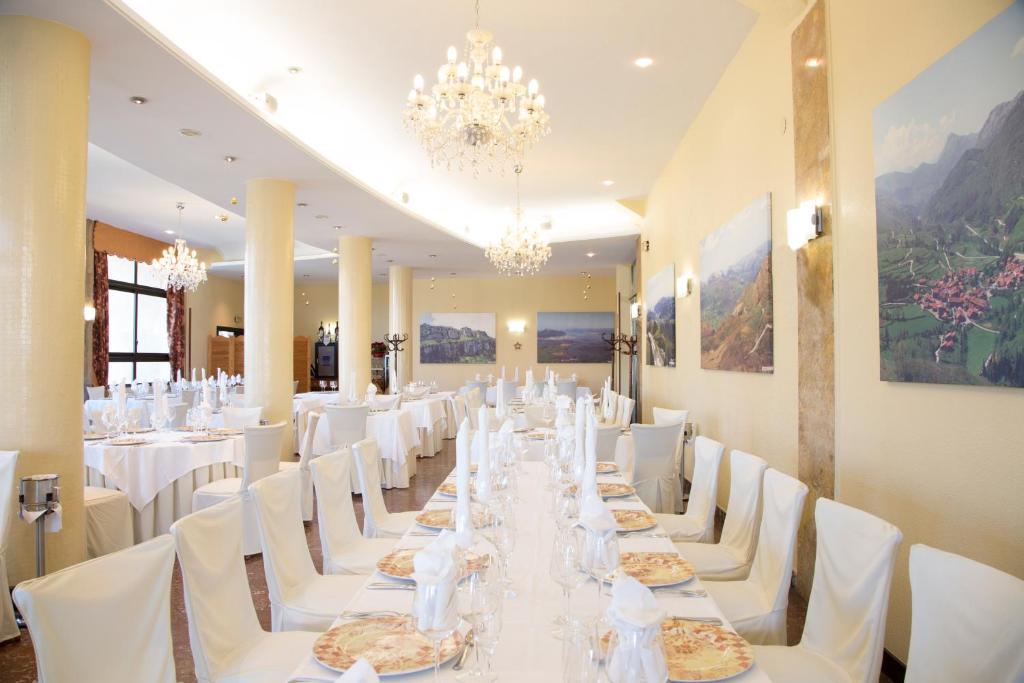 Restaurace v ubytování Hotel Cosmopol