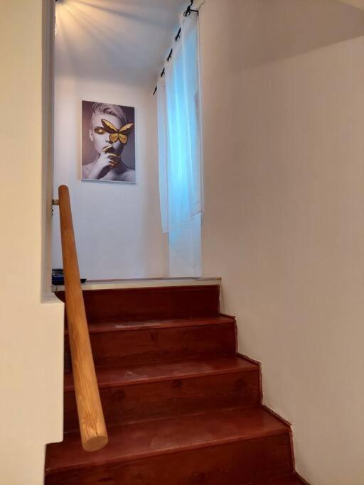 Fotografie z fotogalerie ubytování Atraktivna kuća sa saunom i grijanim jacuzzijem v destinaci Cres