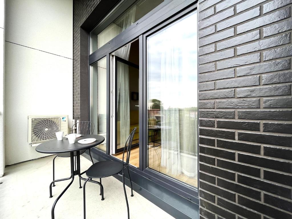 Zarembowicza Apt 36 - Self Check-In 20h - Parking &Lift - 3