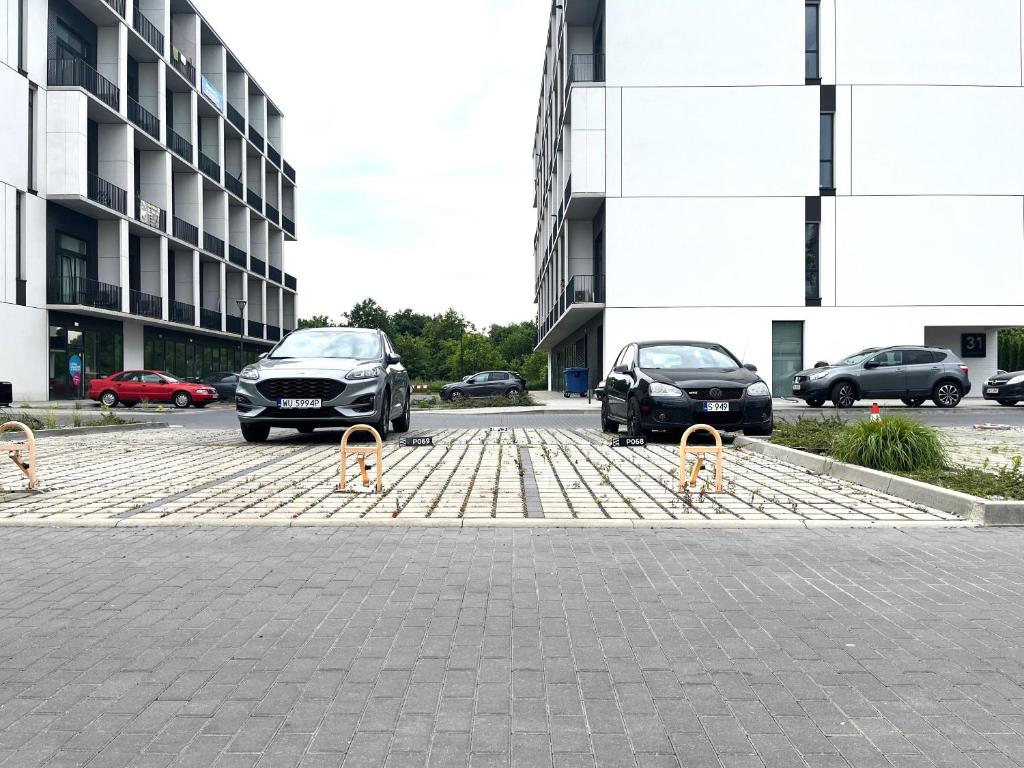 Zarembowicza Apt 36 - Self Check-In 20h - Parking &Lift - 15