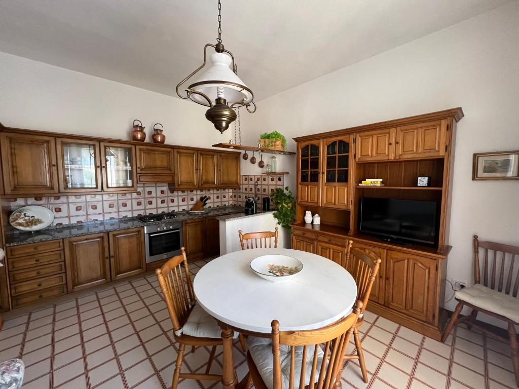 A kitchen or kitchenette at Casa Vanni
