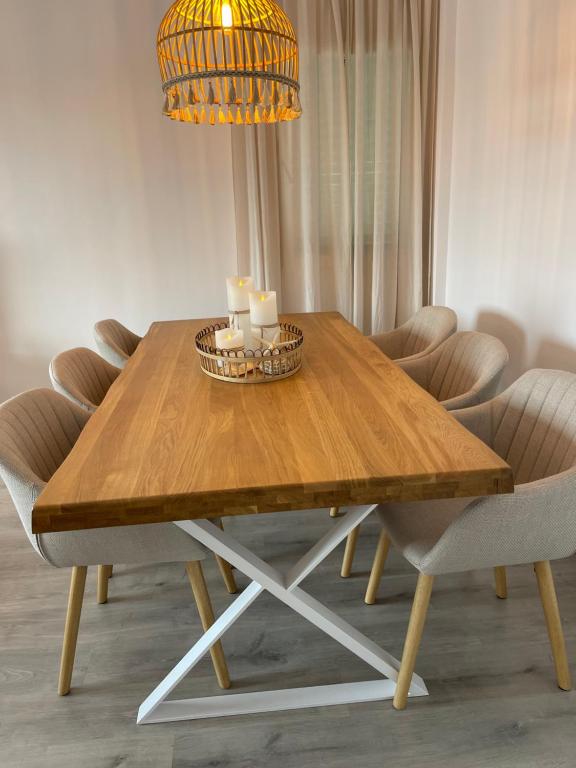 Fotografie z fotogalerie ubytování Arena, exquisito apartamento con aire acondicionado en la playa v destinaci Sant Feliu de Guixols