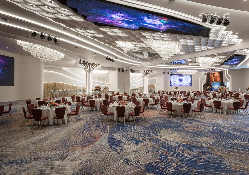 Mirage Hotel & Conference Center, Alexandria – Updated 2023 Prices