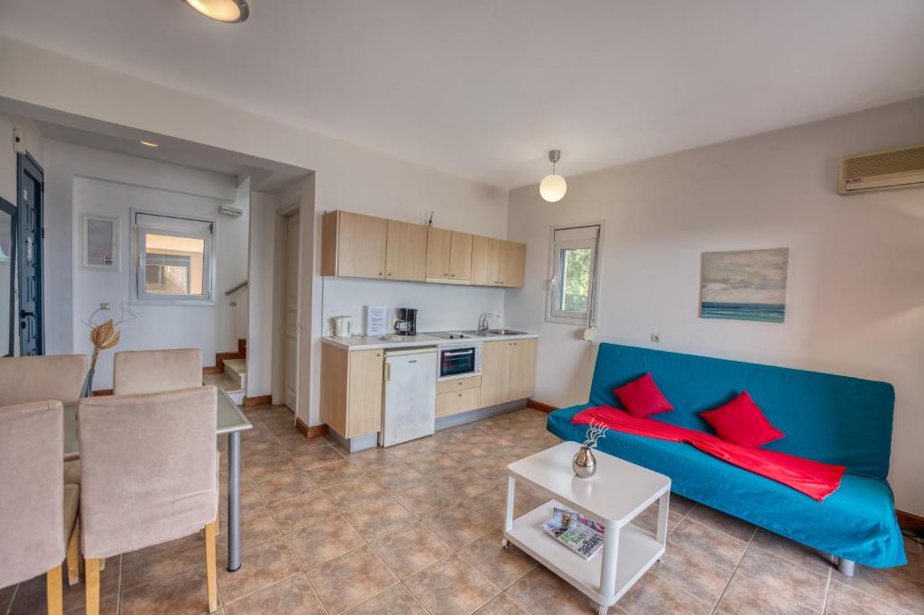 Kuchyňa alebo kuchynka v ubytovaní Glyfa Corfu Apartments