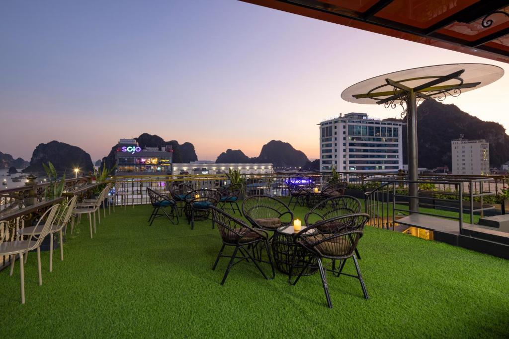 Fotografie z fotogalerie ubytování Diamond Luxury Hotel v destinaci Ha Long