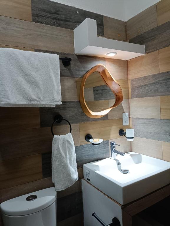 Koupelna v ubytování Hotel Axolotl
