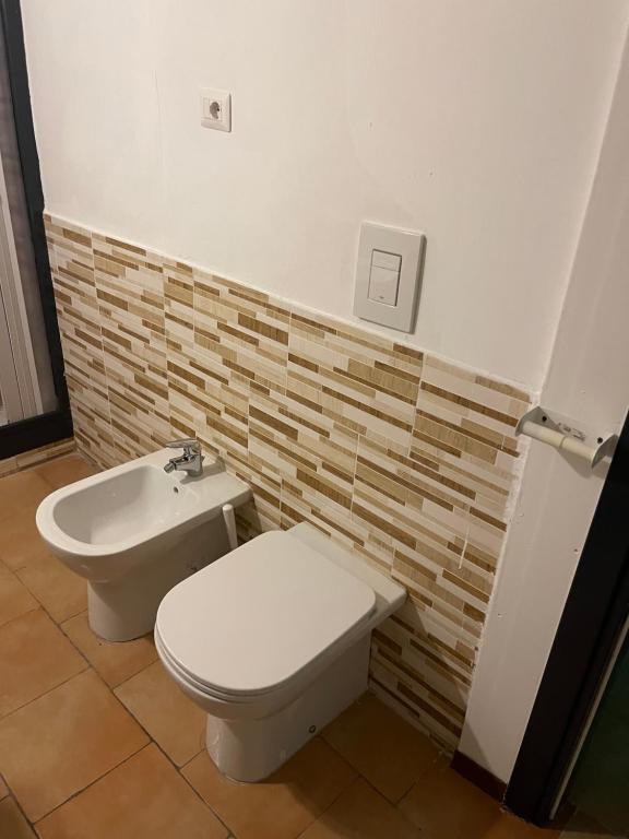 Koupelna v ubytování sassi low cost