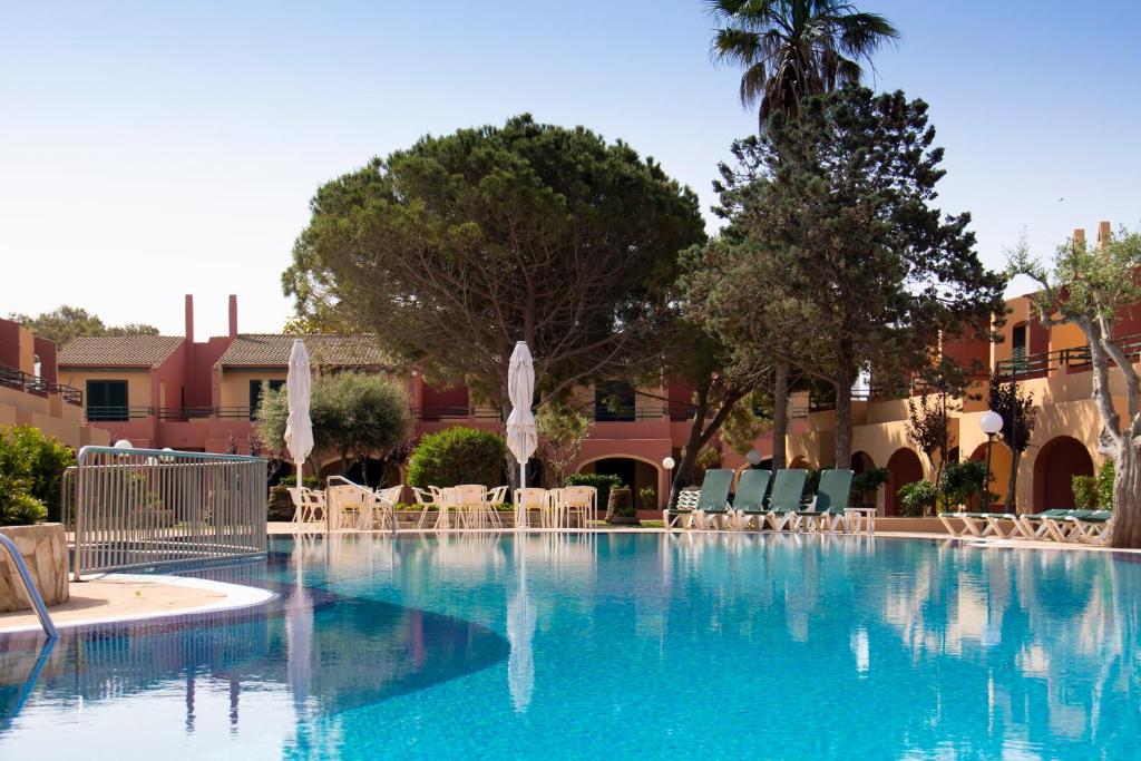 Grupoandria Aparthotel Club Andria, Cala Santandria – Updated ...