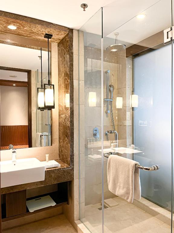 Crowne Plaza Bandung by IHG - Chambre Lit Queen-Size Standard