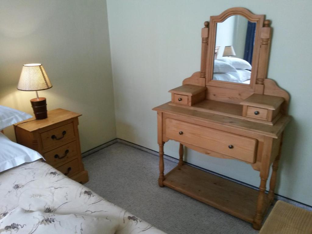 Postel nebo postele na pokoji v ubytování Hotel Sighişoara