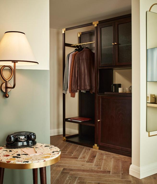 The Hoxton, Berlin - Resim 17