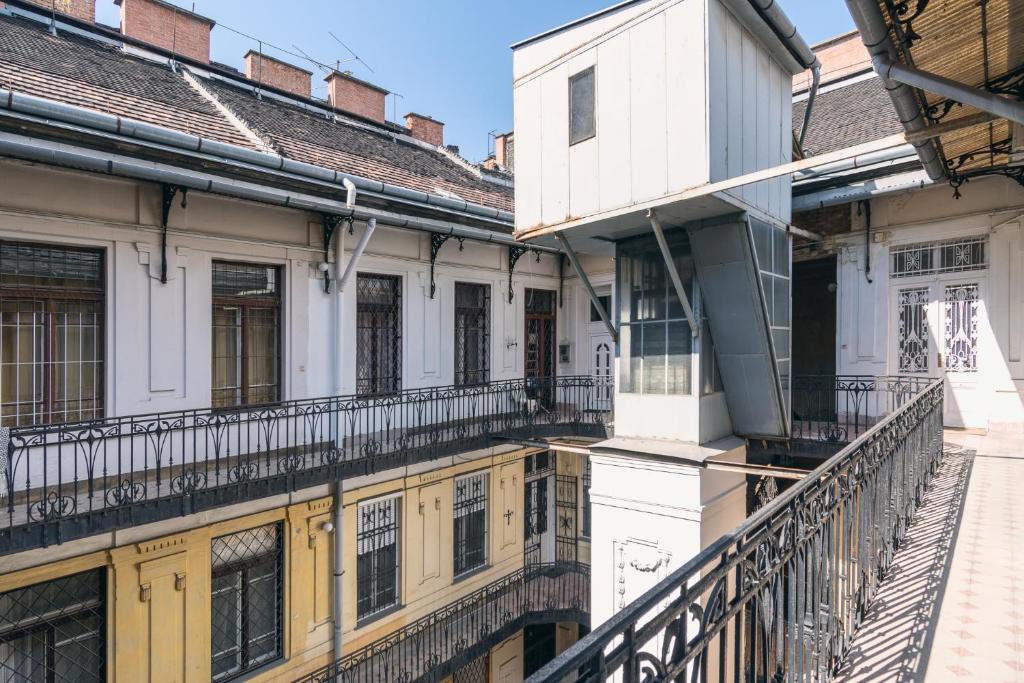 Budova, v ktorej sa apartmán nachádza