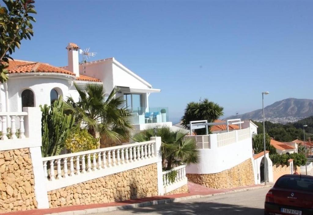 Booking.com: Villa Vega , LAlfàs del Pi, España . ¡Reserva ...