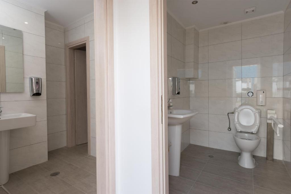 Łazienka w obiekcie Socrates Apartmens & Restaurant