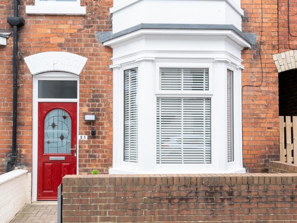 23 Trafalgar Road, Scarborough (updated prices 2024)