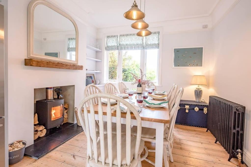 Kuchyň nebo kuchyňský kout v ubytování Sea House, Walberswick
