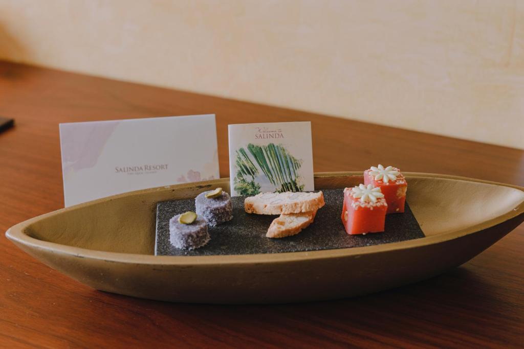 Phòng Deluxe Giường Đôi/2 Giường Đơn Nhìn Ra Vườn