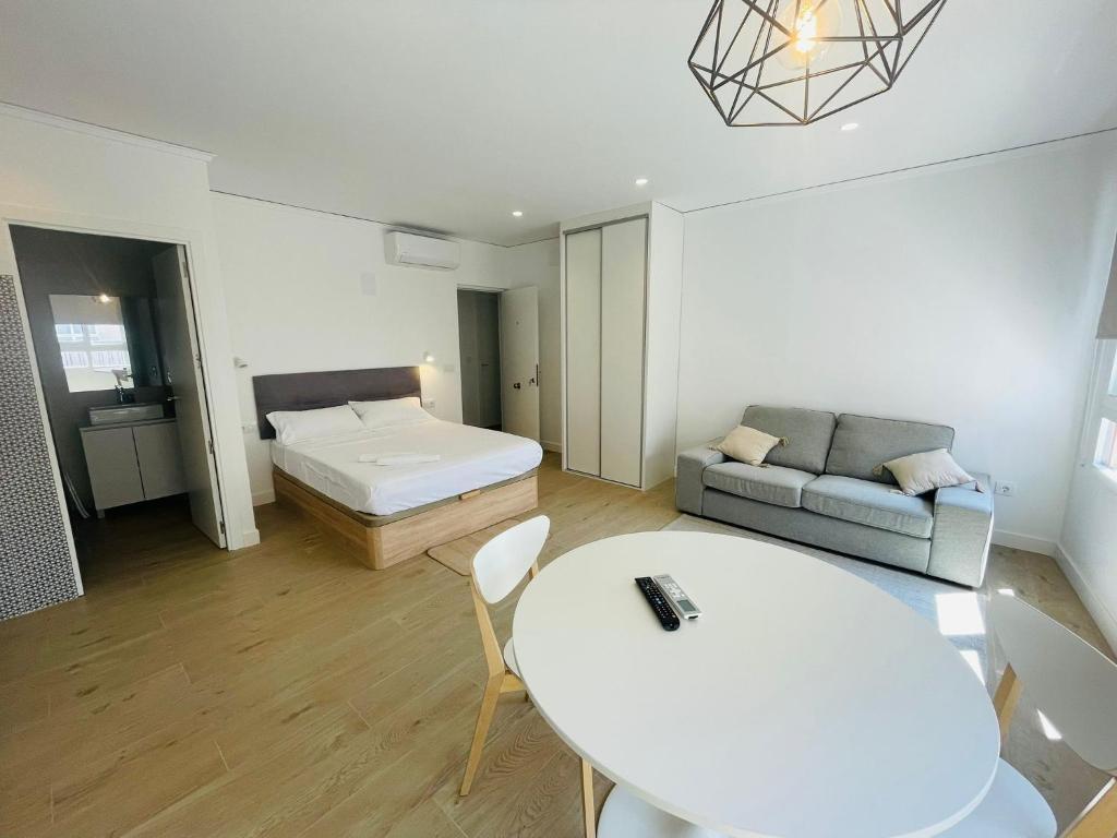 Apartment Pare Pere Rooms, Denia, Spain 